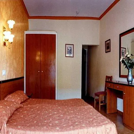 Marisol Hotel 2*
